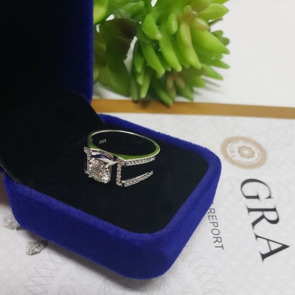 1 Carat Moissanite Men Engagement Ring 925 Sterling Silver Wedding Band D-FL - Picture 3 of 6